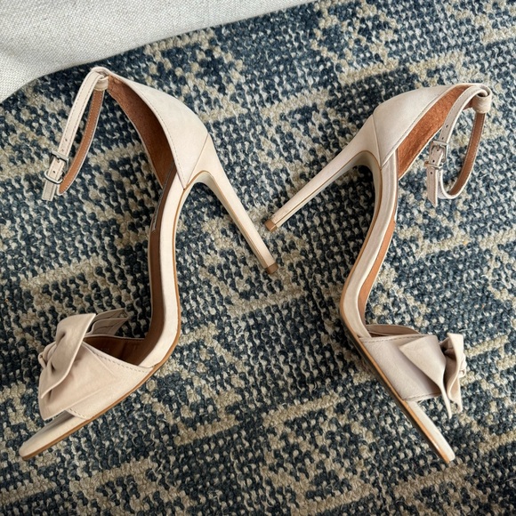 Steve Madden Blush Pink Nubuck Leather Bow Stiletto Heels 7.5 - Picture 4 of 14